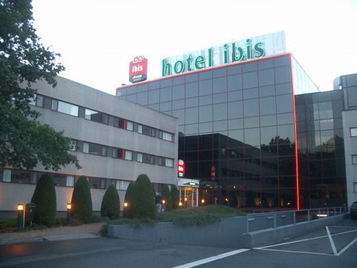 "hotel